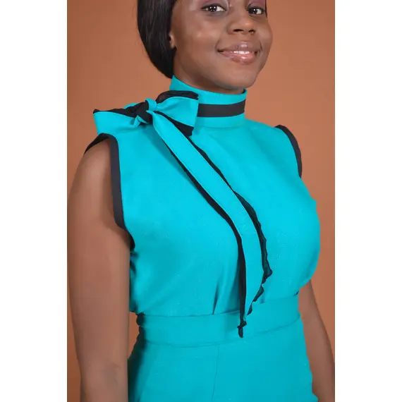 MvseHouse OSAAT set- closeup of blouse